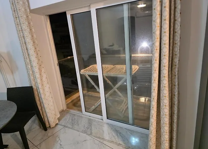 3bedroom Flat In Swieqi 5-minute Walk To Paceville Lejlighed