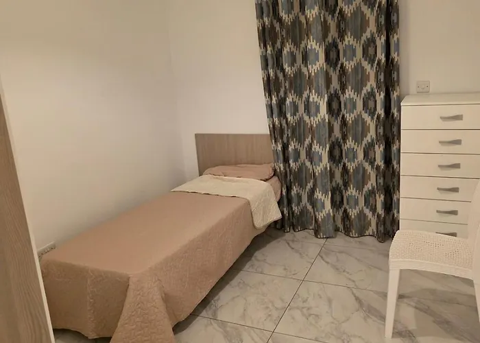 Lägenhet 3bedroom Flat In Swieqi 5-minute Walk To Paceville Is-Swieqi