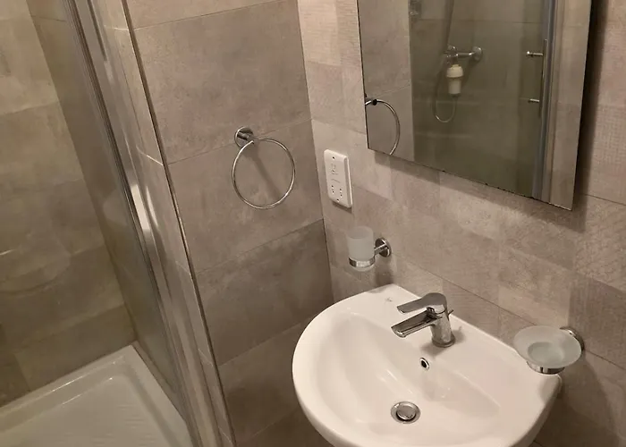 3bedroom Flat In Swieqi 5-minute Walk To Paceville